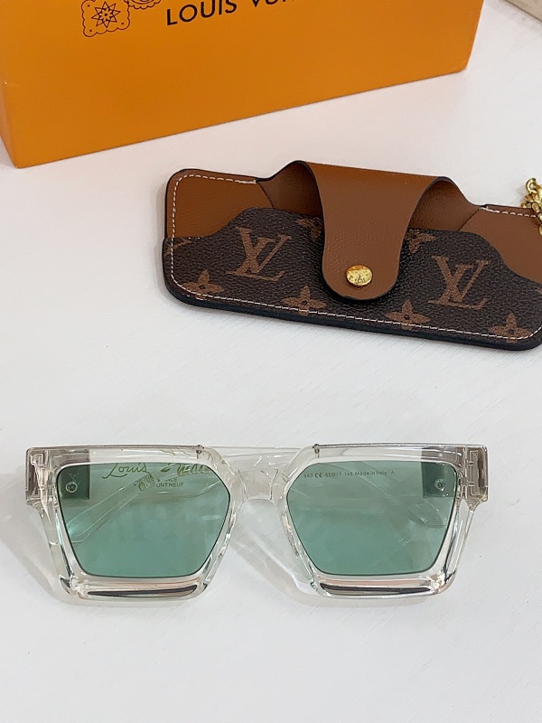 LOUIS VUITTON Z1165 Size:55 17, photo 1