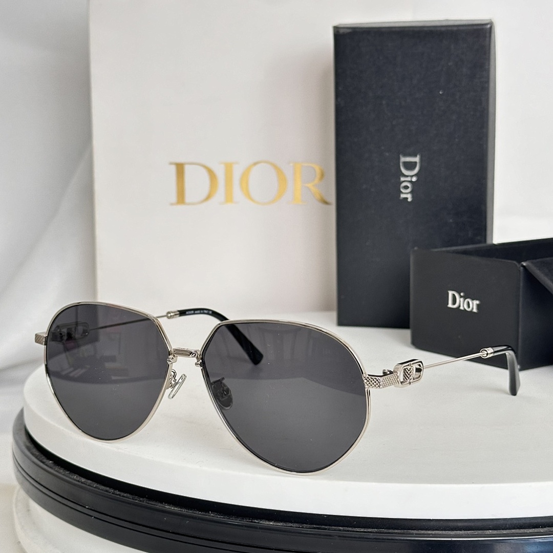 Other DIORMODEL:DIOLINKA1U SIZE:61 15-145_858 - Image 4
