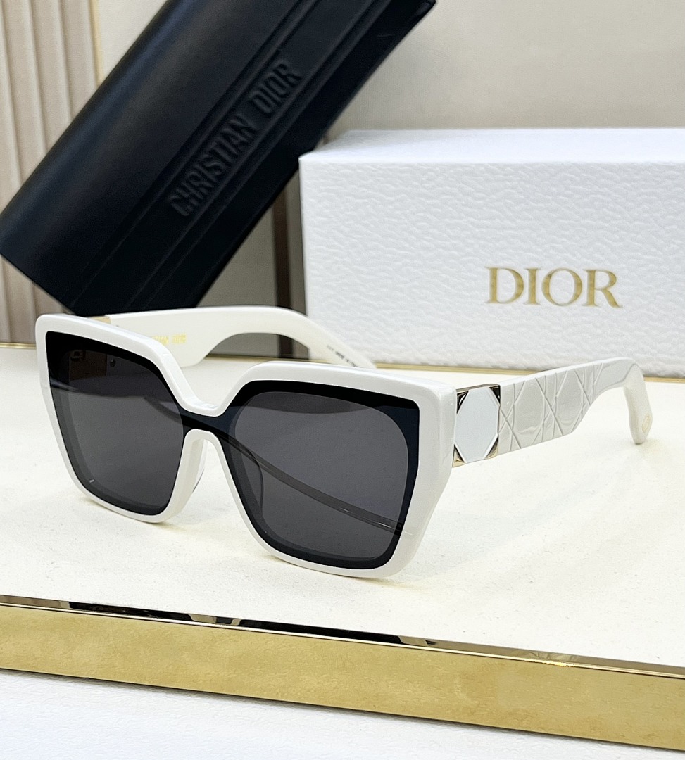 DIORMODEL:Lady 95.22 S2FSIZE:136 0-145, photo 1