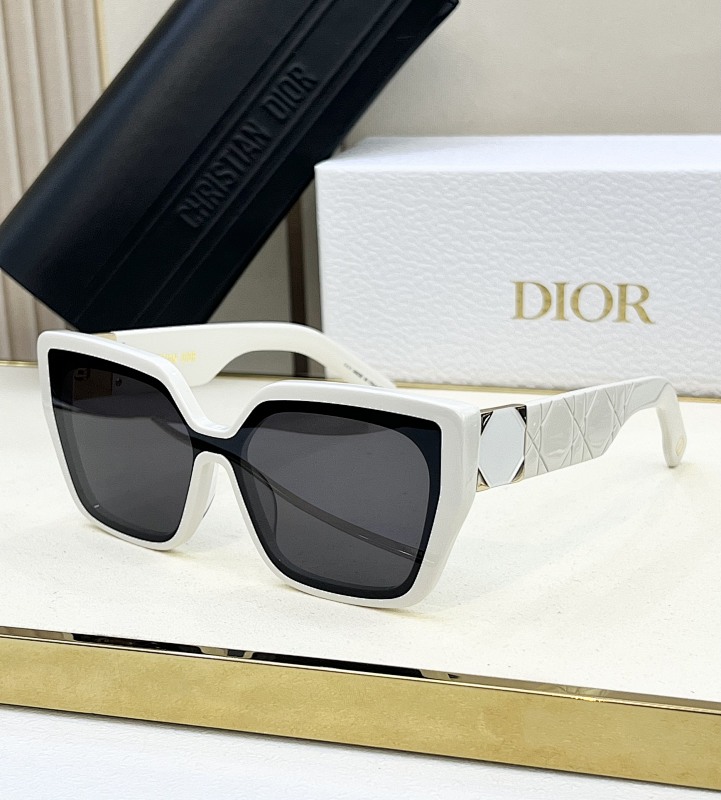 DIORMODEL:Lady 95.22 S2FSIZE:136 0-145, photo 1