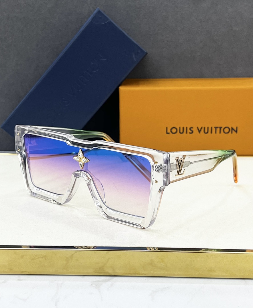 LOUIS VUITTONMODEL:Z1578WSIZE:132-145_, photo 1