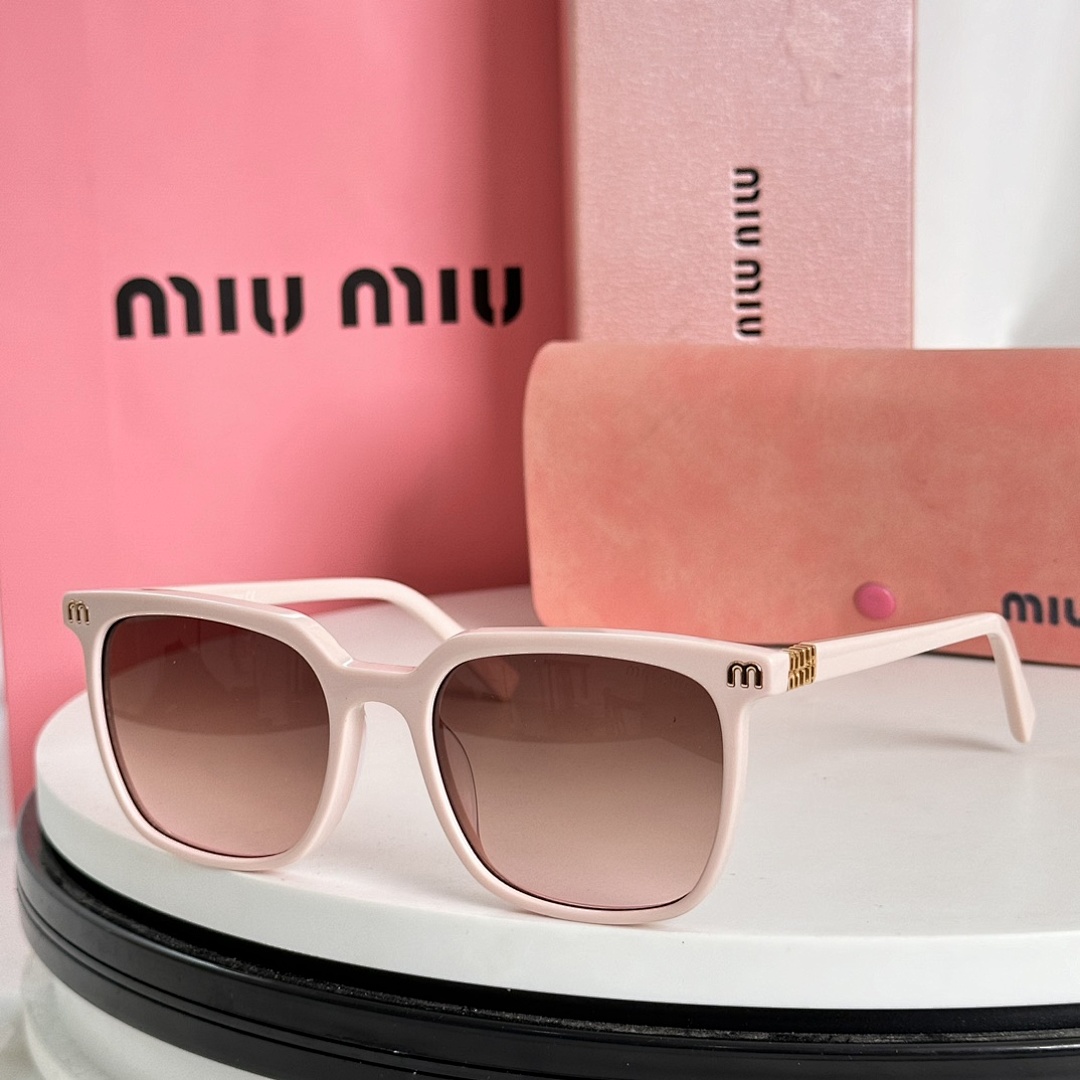Miu Miu MiuMiUMod:VMU61ZSSize:54