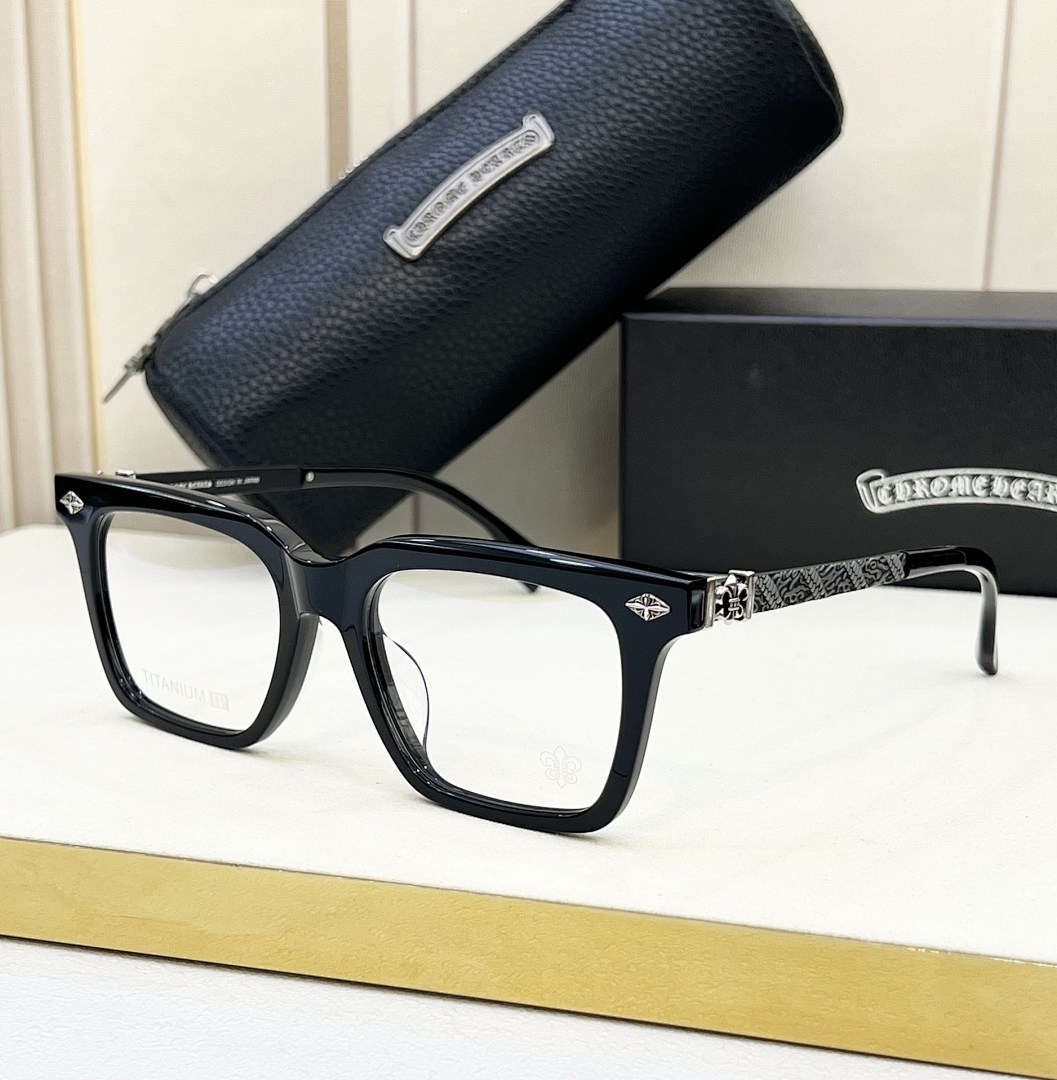 Chanel Chanel CHROME HEARTSMODEL:CH8271SIZE:54 20-152_, photo 1