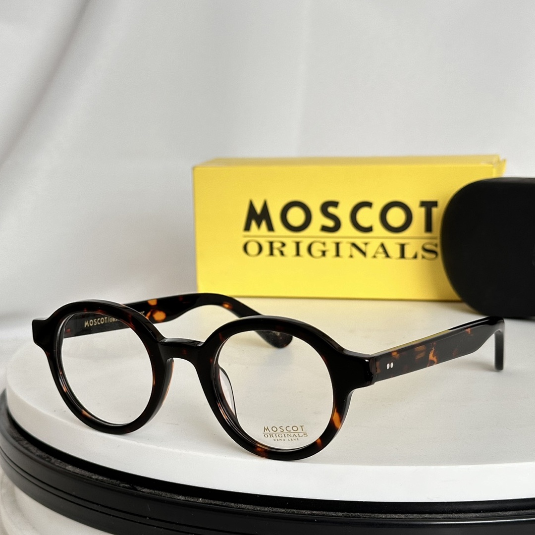 MOSCOTMODELGREPSSIZE44, photo 1