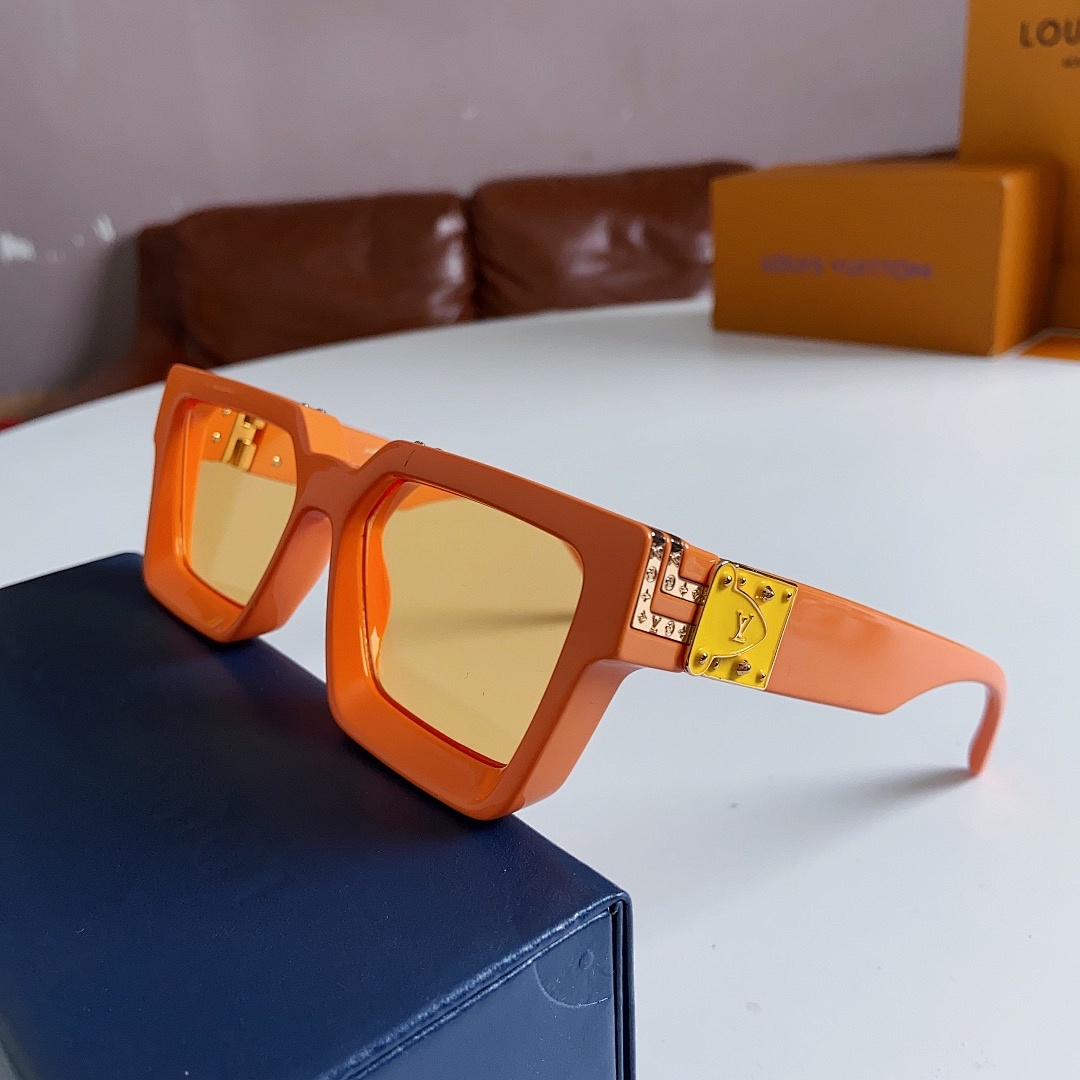 Other LOUIS VUITTONMODEL:M96006WNSIZE:56 17_ - Image 7
