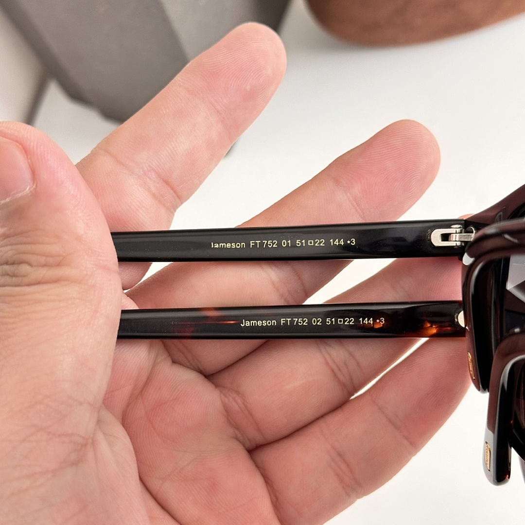 Other TOM FORDMODEL:TF752SIZE:52 - Image 3