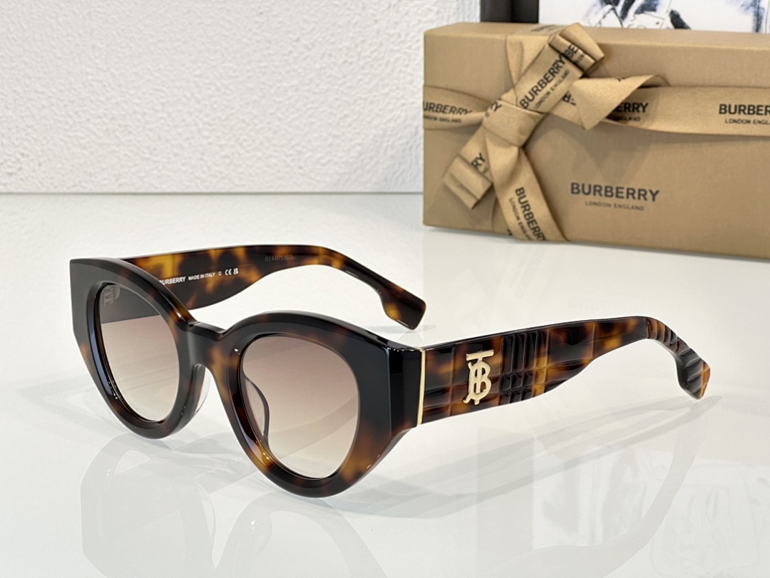 Other BurberryMod:B4390Size:47-25-140_ - Image 7