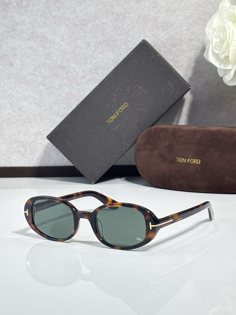 TomFordModel :TF1364Size :49, photo 1