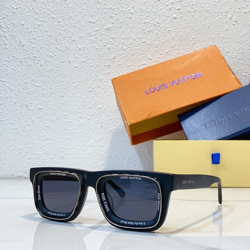 LOUIS VUITTONMODEL:Z2442U SIZE:50, photo 1