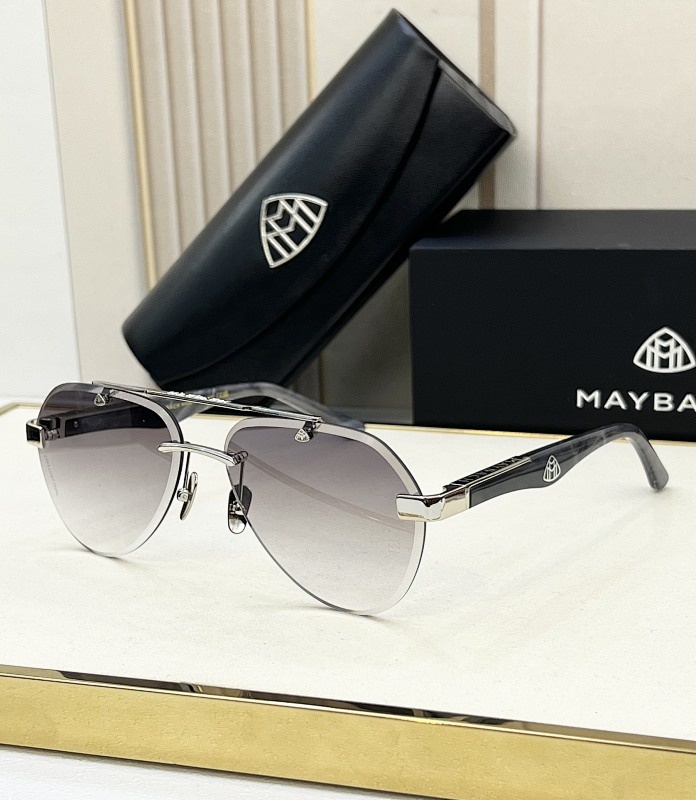Chanel MAYBACHMODEL Z085SIZE:60, photo 1