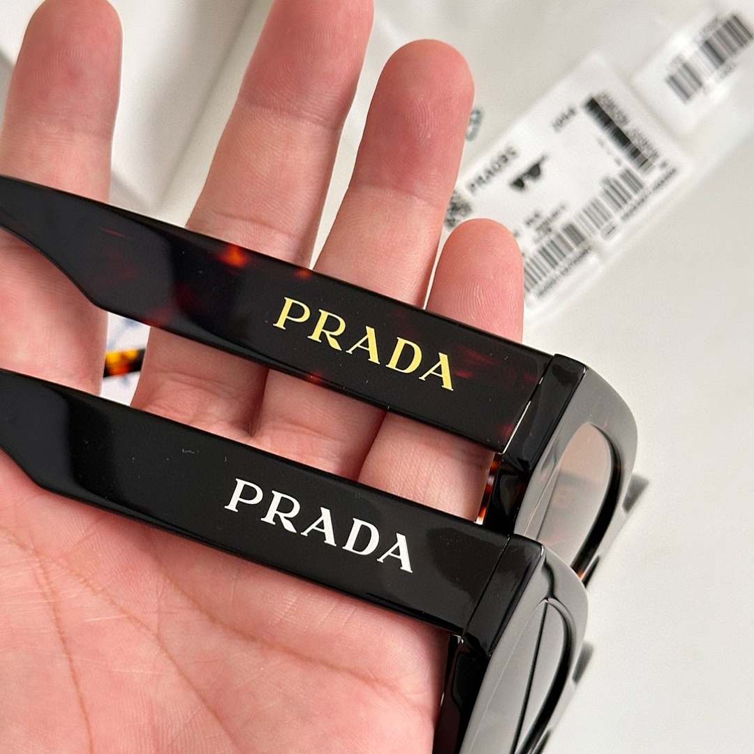 Prada MODEL:PRA09S SIZE:53 - Image 4
