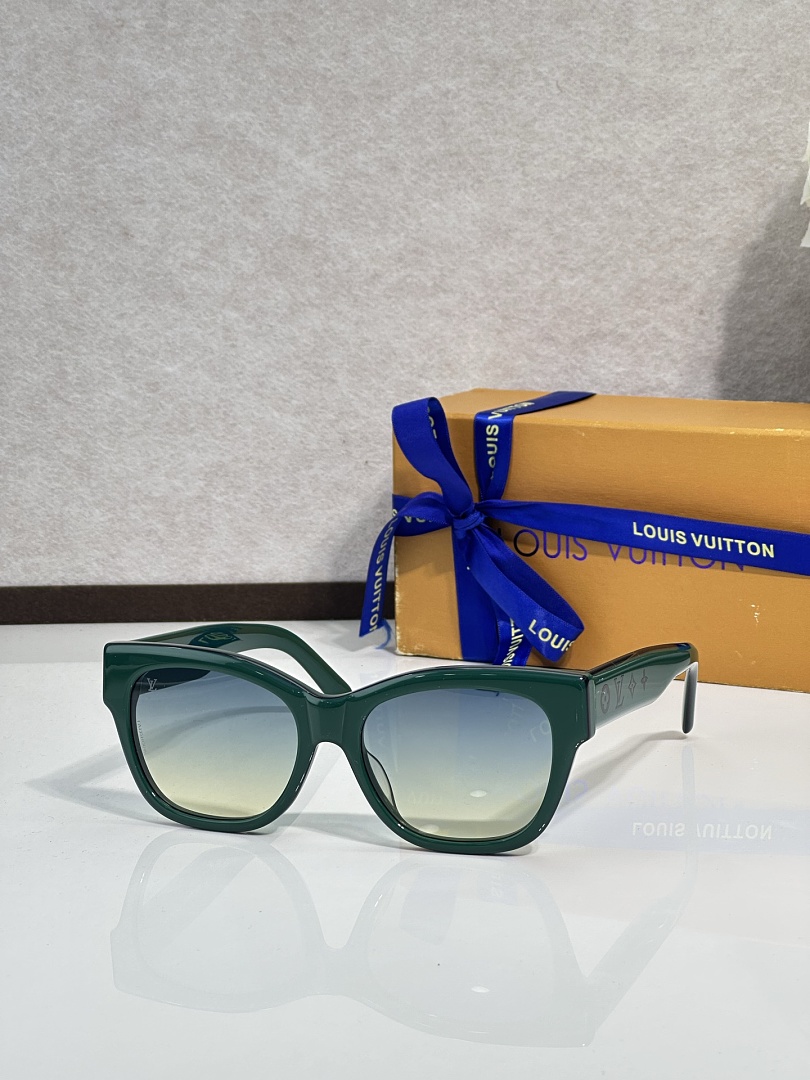 Other LOUIS VUITTOMODEL:Z2645USIZE56