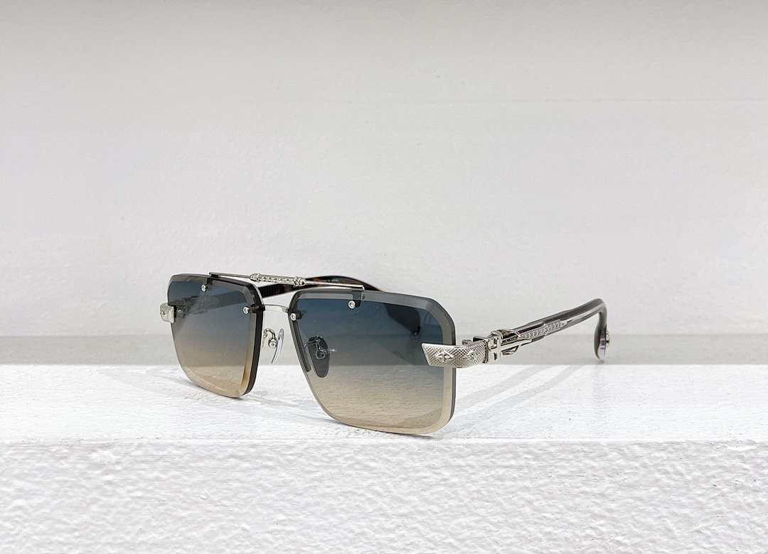 Chanel Chanel CHROME HEARTSMODEL CH8277SIZE 61, photo 1