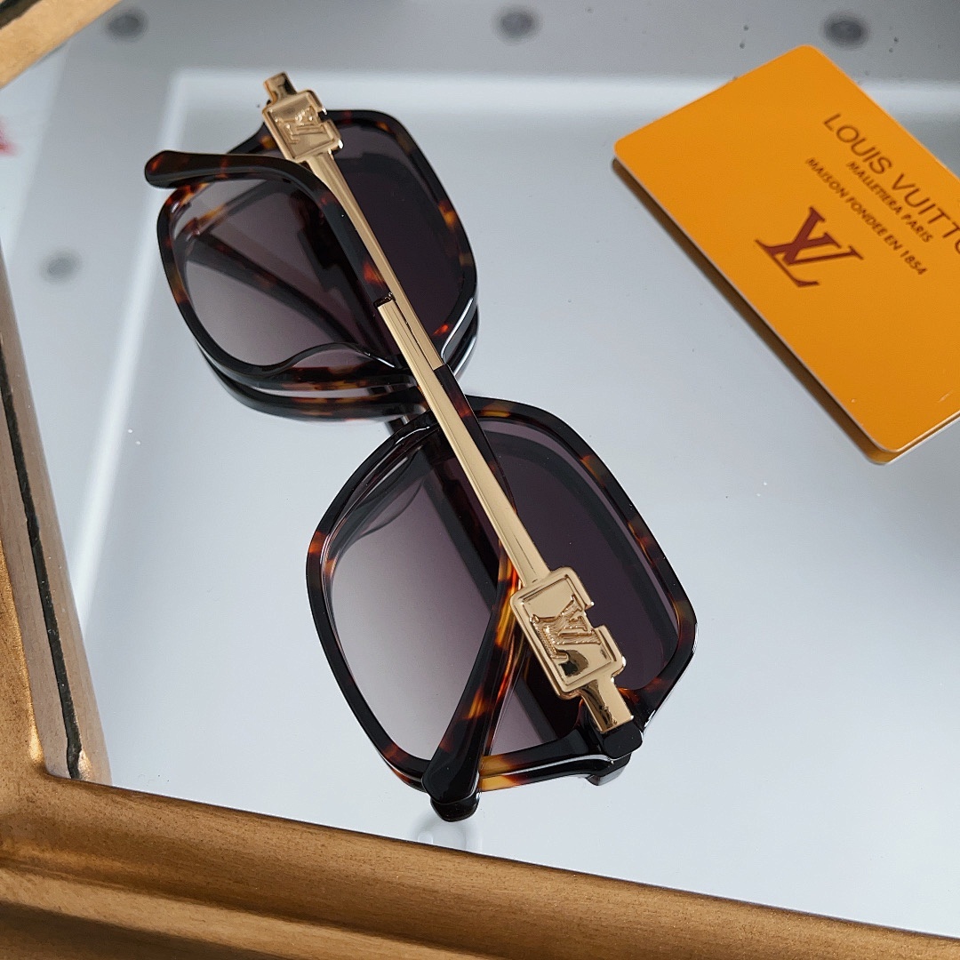 Other LOUIS VUITTONMODEL:Z0238SIZE:62 - Image 3