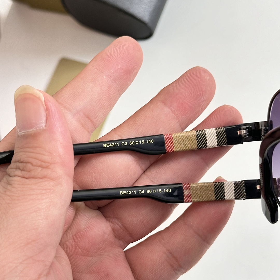Other BurberryBE4211 SIZE:60 - Image 3