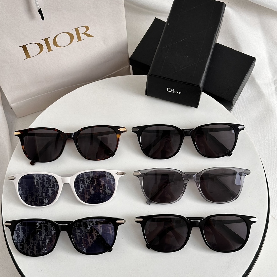 Other DIORMODEL:DioBlacksuit - Image 2