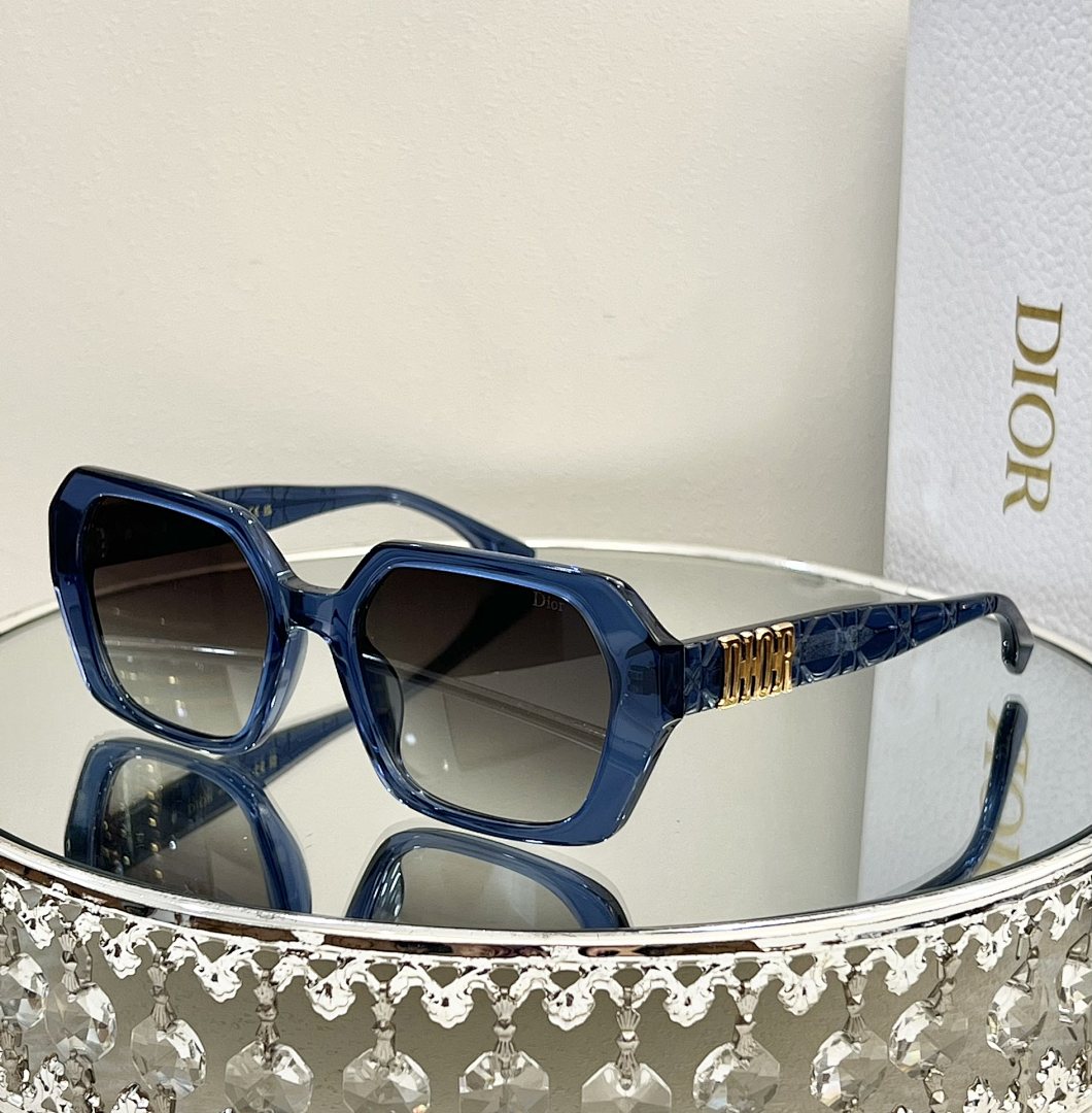 Other DIORMODELCDICON S3FSIZE53
