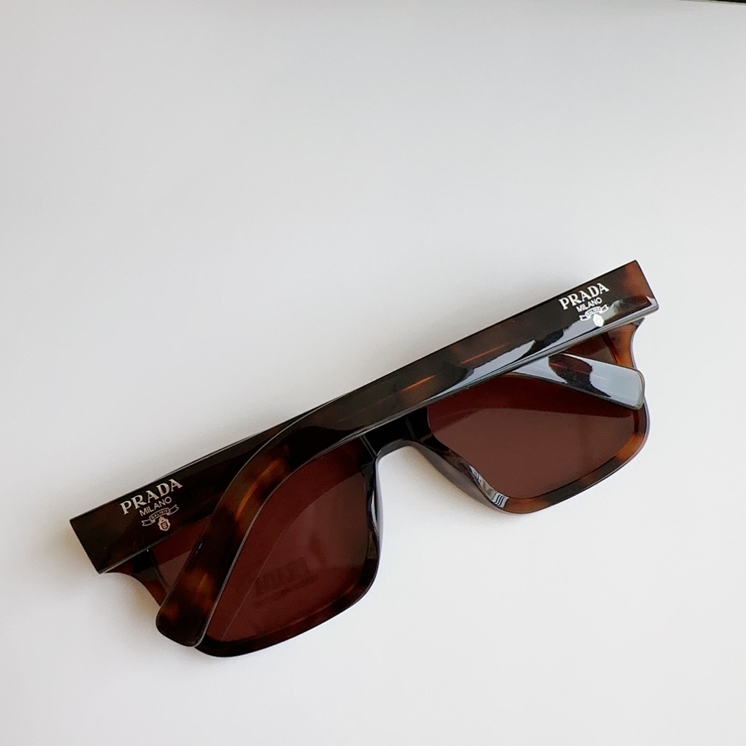 Prada Model:SPR03Z-F SIZE:54 - Image 4