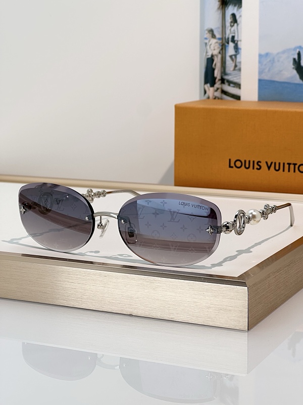 Other Louis VuittoMod:Z3166USize:64, photo 1