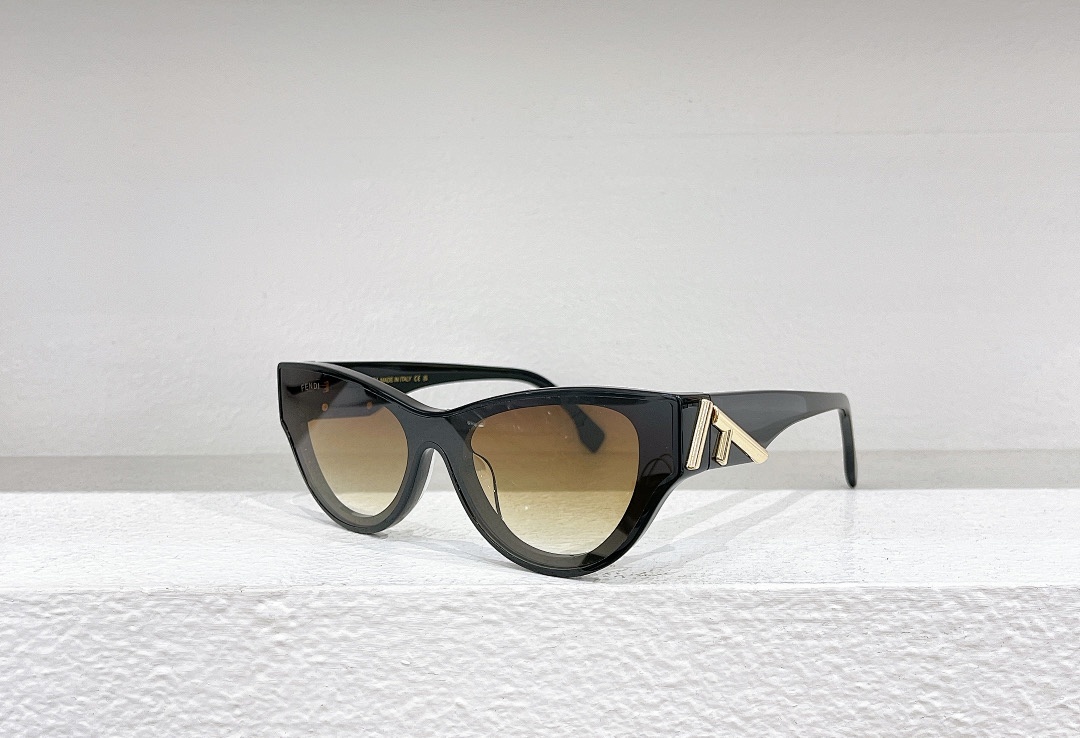 Fendi MODEL:FE40135ISIZE:140, photo 1