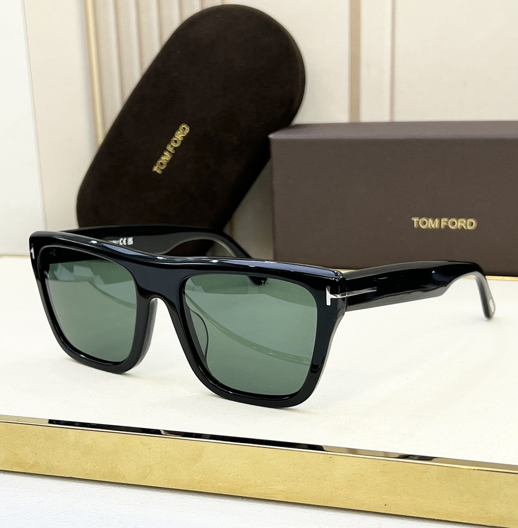 Other TOM FORDMODEL:TF 1077SIZE:55