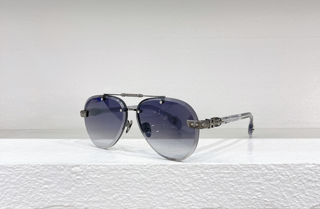 Chanel CHROME HEARTSMODEL:CH8267SIZE:62 12-150_, photo 1