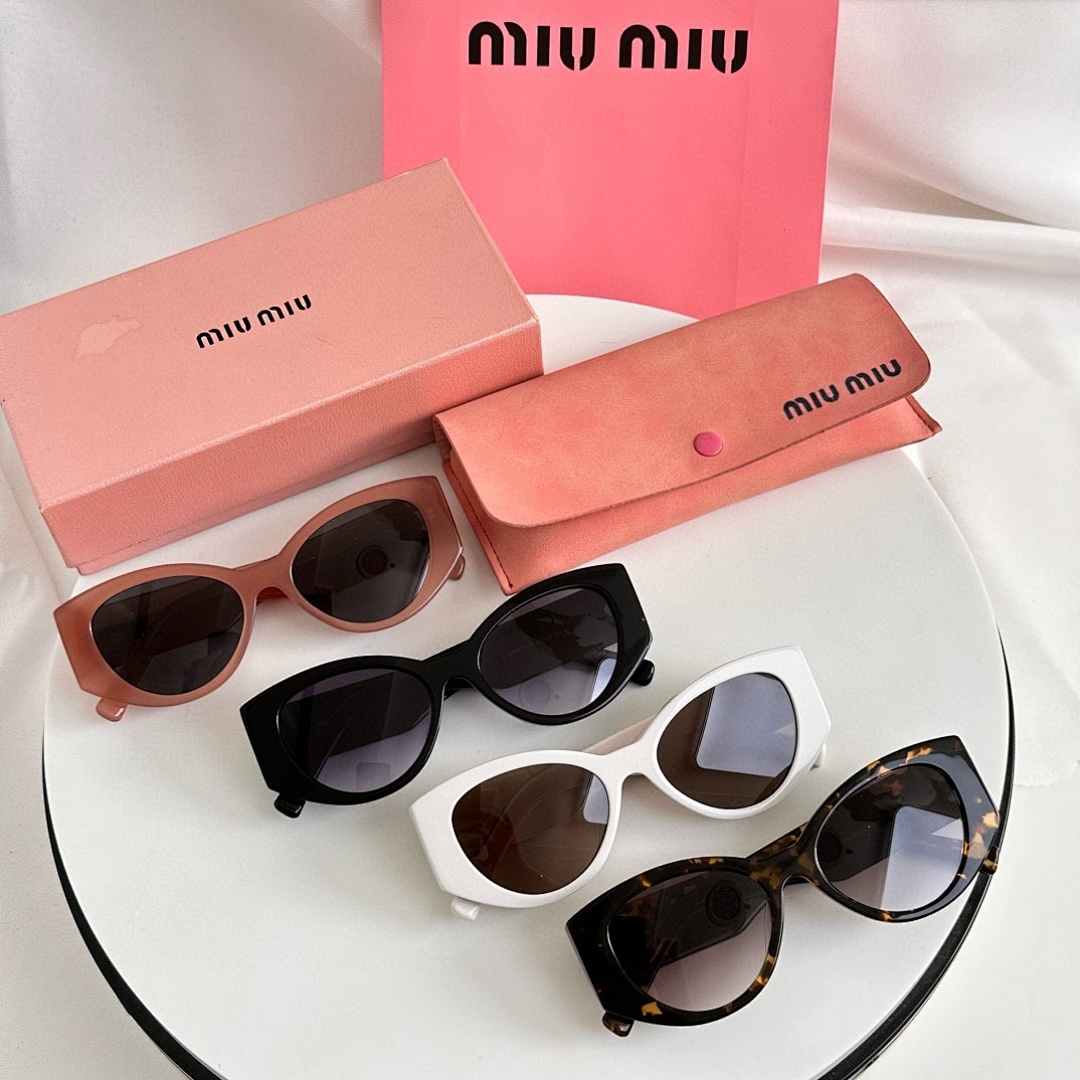 Miu Miu MIUMIUSMU03W52-19-145_ - Image 2