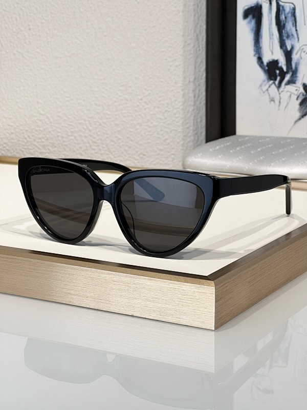 Balenciaga Mod:BB0149SSize:56, photo 1