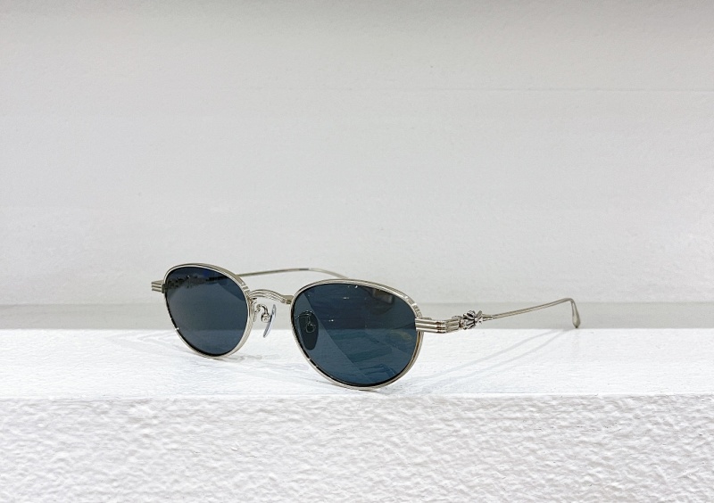 Chanel Chanel CHROME HEARTSMODEL:CH8234SIZE:53 22-148_, photo 1
