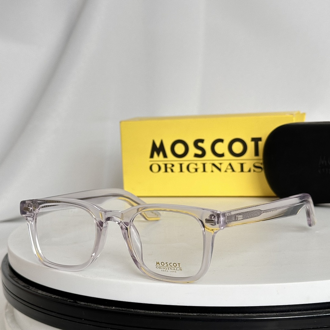 MOSCOTMODELKLUTZSIZE47, photo 1