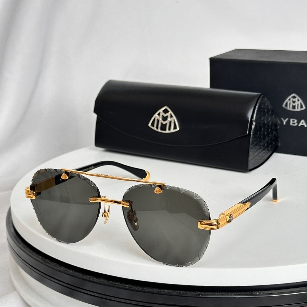 Chanel Chanel MAYBACHMODEL Z063SIZE:60 17-145_, photo 1