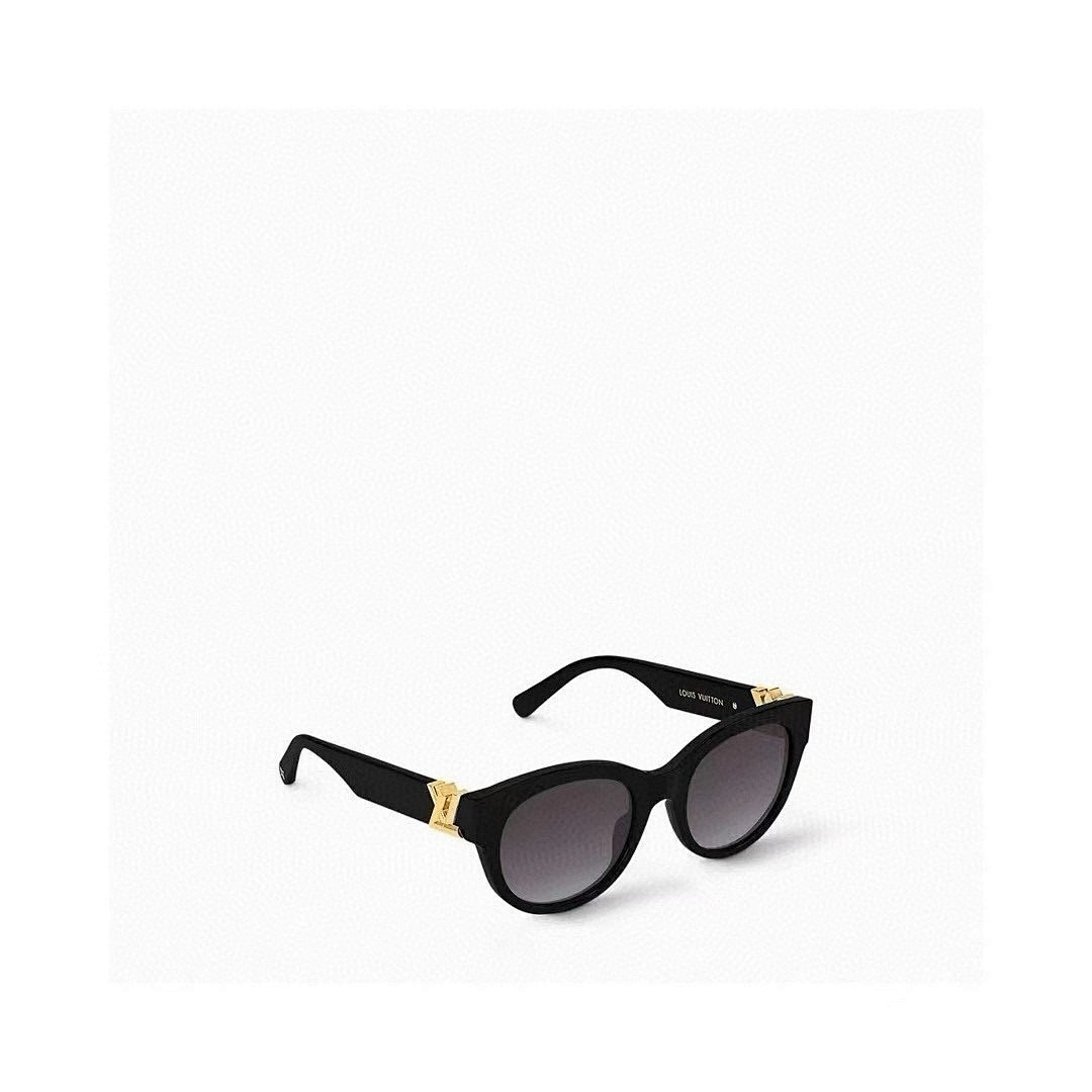 Other LOUIS VUITTONMODEL:Z2423E Z2425ESIZE:53