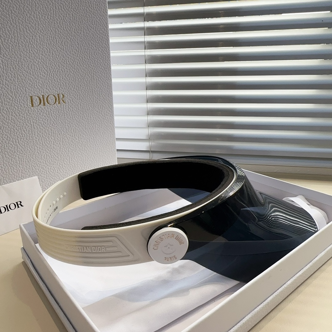 Other Dior_ - Image 7