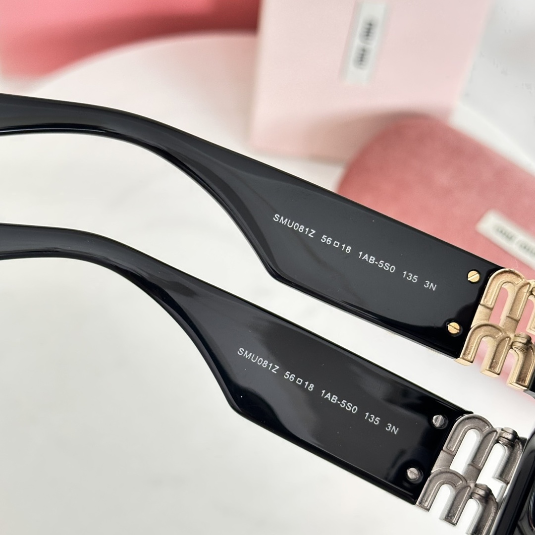 Miu Miu MIU M MODEL SMU081Z SIZE:56 - Image 3