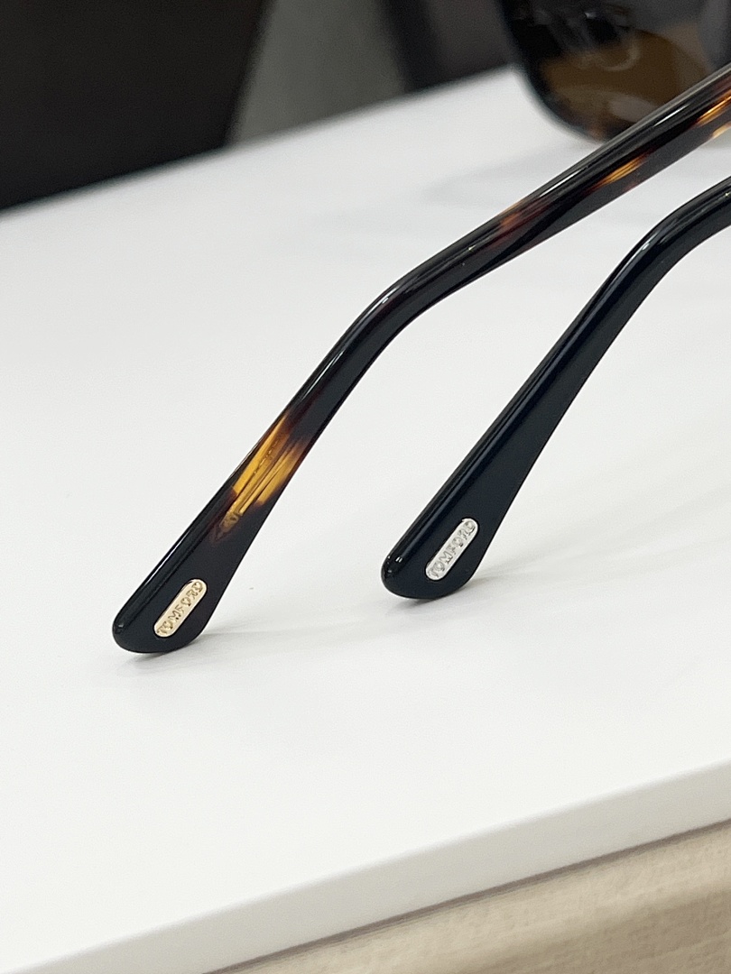 Other TOM FORDModel:FT1183-KSize:55 21-142_217 - Image 2