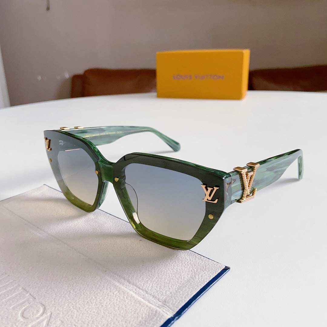 Other LOUIS VUITTO Z2046W Size69