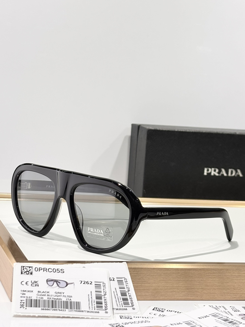 Prada Oversized PradMod :SPR C05Size :57 18-135Originial qualityThe Same Style As Kendall Jenner - Image 4