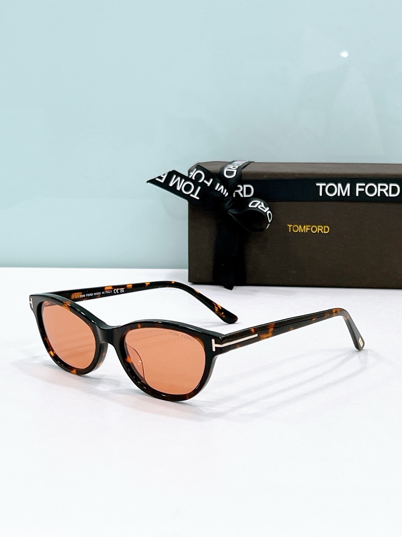Other TOM FORDModelFT131052 17-140_ - Image 5