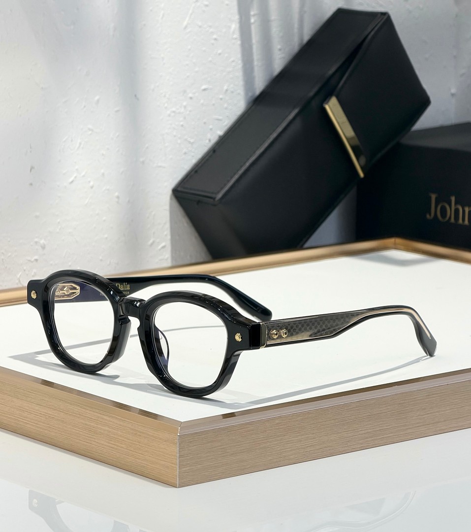 Other JOHN DaliaMODEL:Project 10SIZE:47