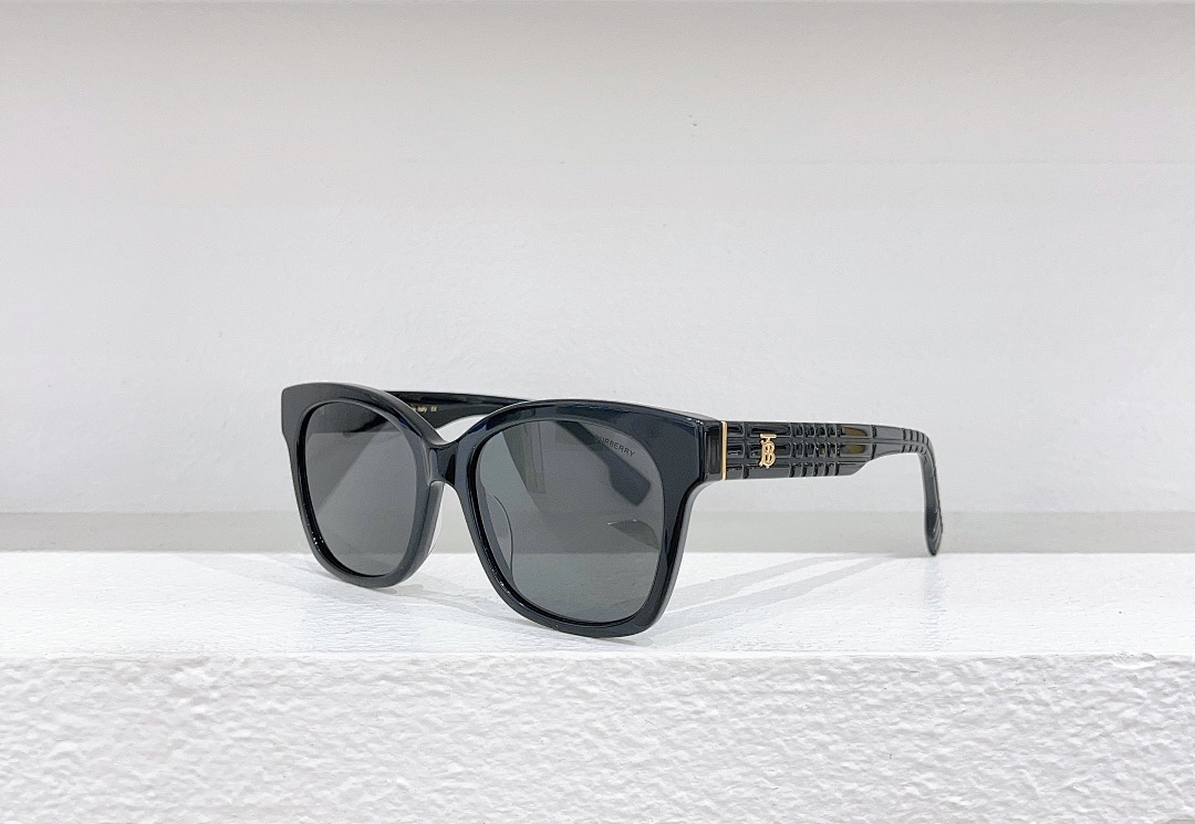 Other BURBERRYMODEL:BE 4745SIZE:55 18-145_