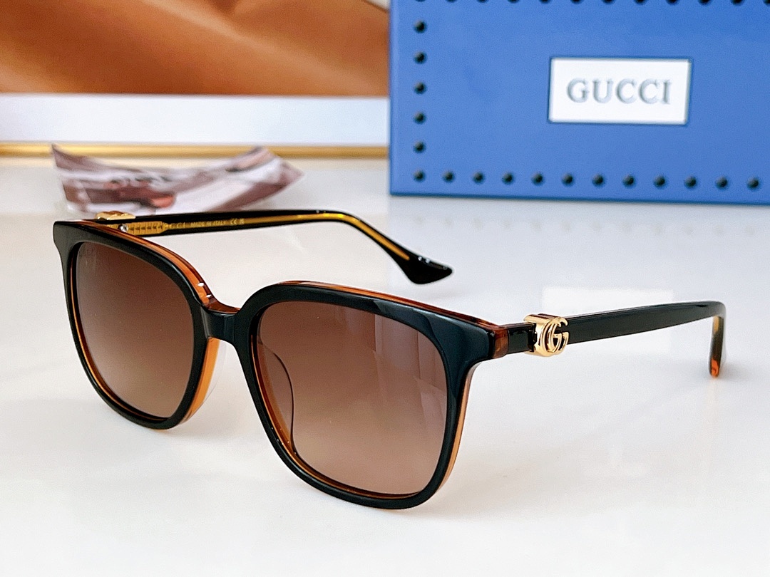 Other GUCCI GG1589SSIZE54