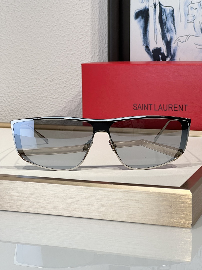 Other Saint LaurenTMod:SL 605Size:99-1-145, photo 1