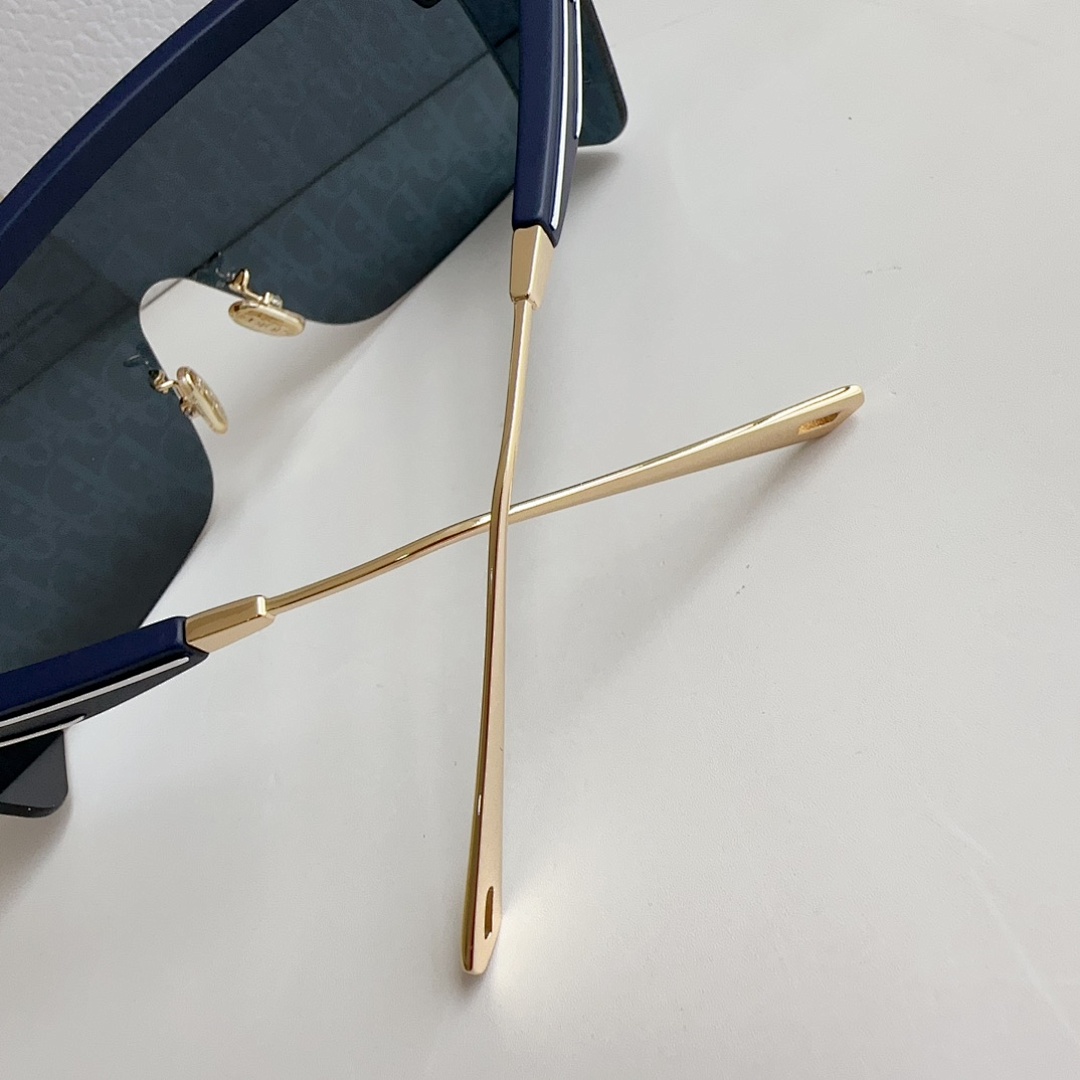 Other U - Image 3
