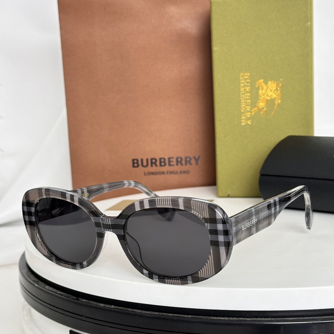 Other BURBERRYMODEL:JB4339 SIZE:54 - Image 4