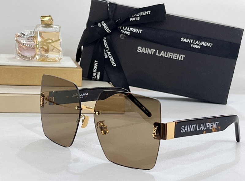 Other SAINT LAURENTMOD:514Size:62, photo 1