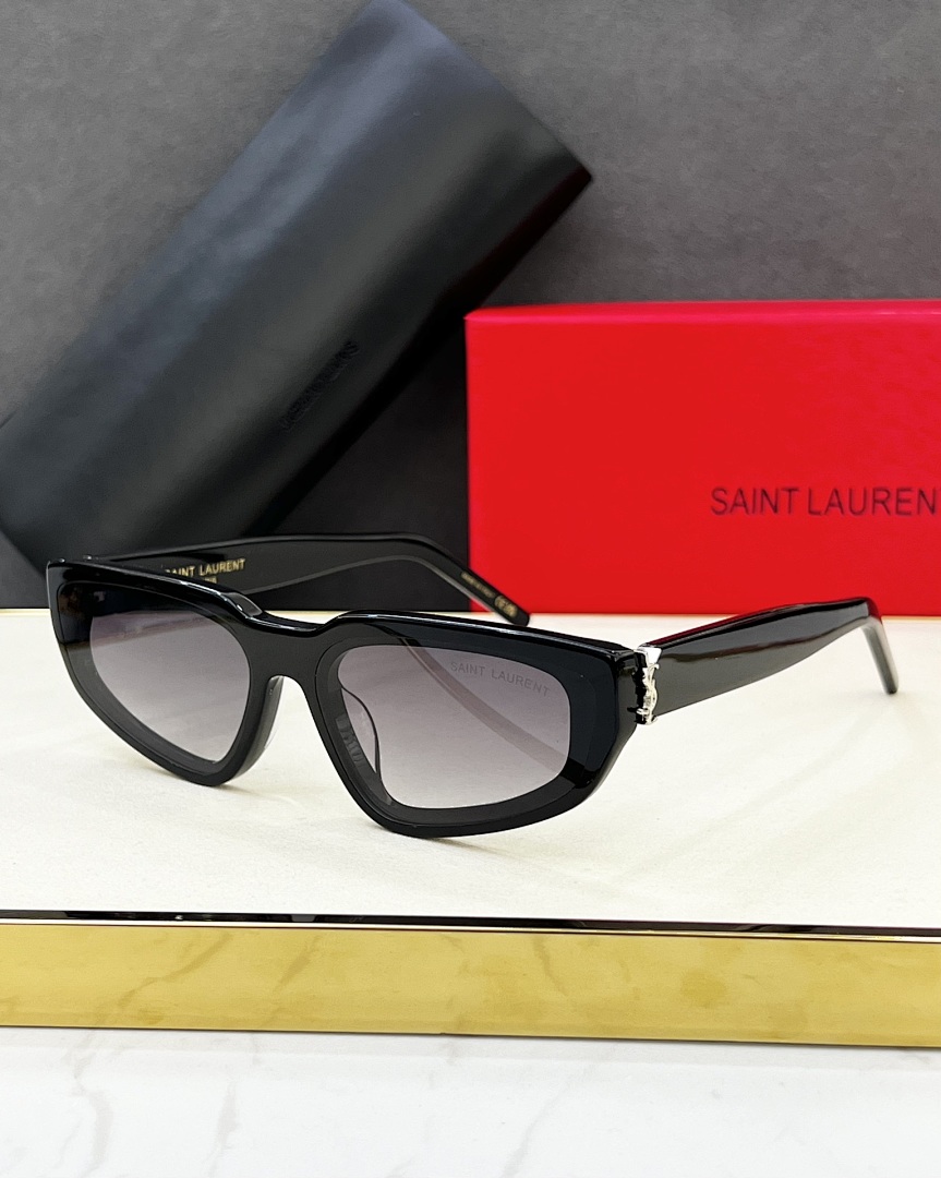 SAINT LAURENTMODEL:SL M251SIZE:60, photo 1