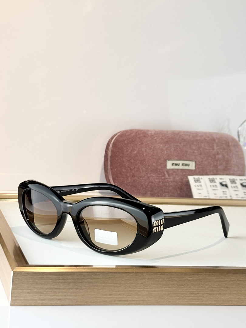 Miu Miu MODELMU B12SSIZE:52, photo 1