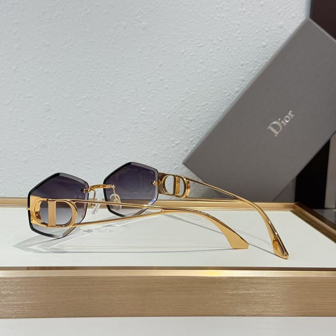 Other DIOR MODEL DSGTA64UCR SIZE:62 - Image 2