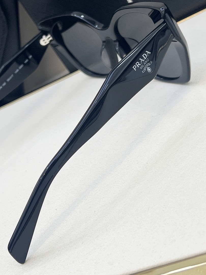 Prada MODEL:SPR 19ZSIZE:55 - Image 4