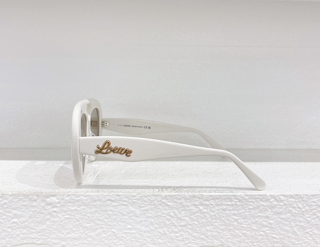 Other LOEWEMODEL:LW40144USIZE:55 16-140_365 - Image 2